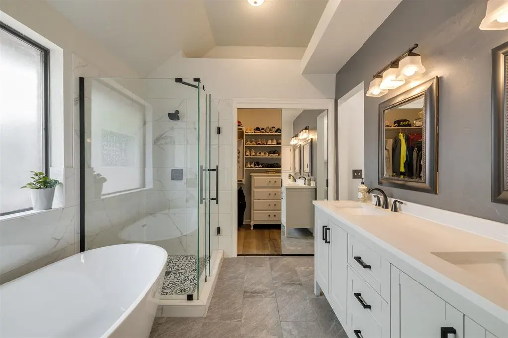 Photo 22 — 19 N Rockypoint Drive, Edmond, OK 73003