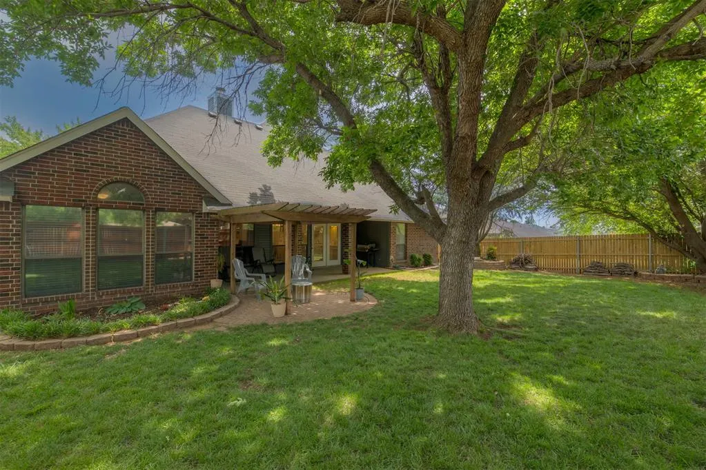 Photo 38 — 19 N Rockypoint Drive, Edmond, OK 73003