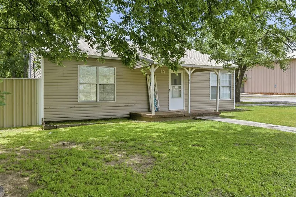 Photo 3 — 303 E Main Street, Ringling, OK 73456