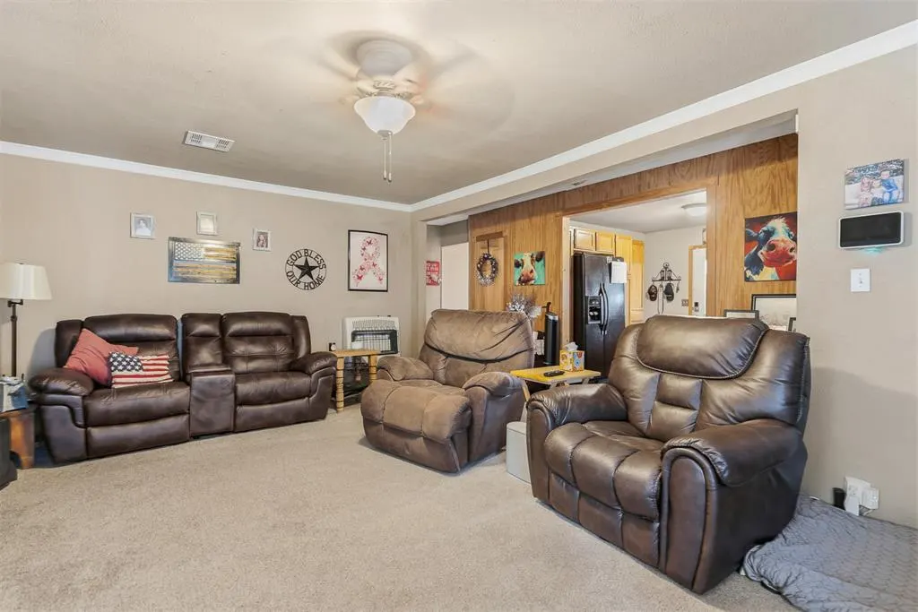 Photo 8 — 303 E Main Street, Ringling, OK 73456
