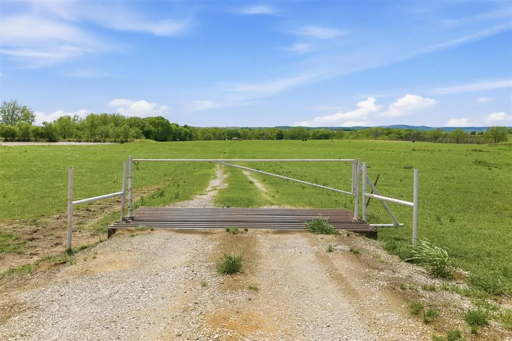 Photo 15 — 005 Fairview Road 5, Davis, OK 73030