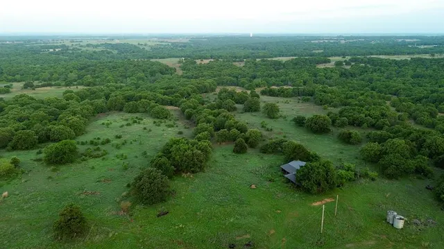 Photo 4 — 2205 N County Road 1560 Road, Rush Springs, OK 73082