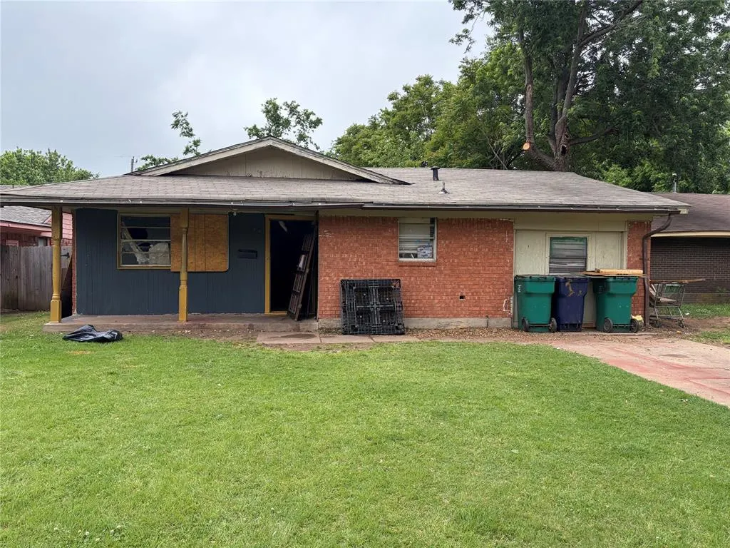 Front exterior — 120 NW 81st Street, Oklahoma City, OK 73114