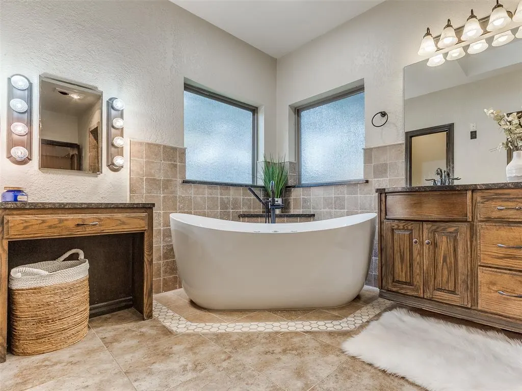 Photo 26 — 13000 Red Cedar Circle, Oklahoma City, OK 73131