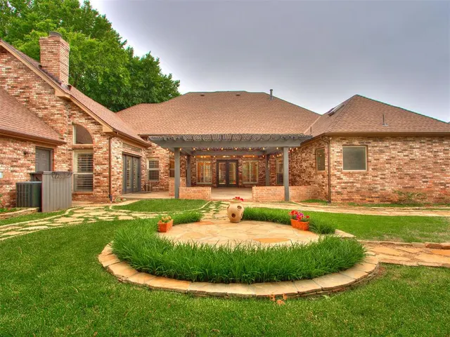 Photo 6 — 13000 Red Cedar Circle, Oklahoma City, OK 73131