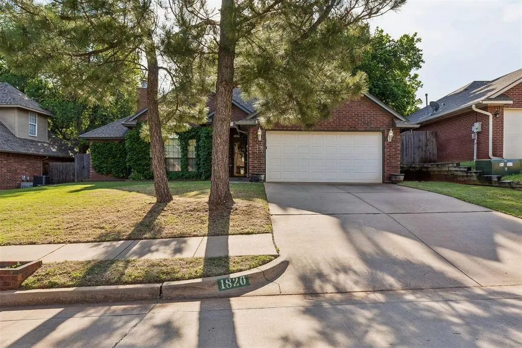 Front exterior — 1820 Chelsea Drive, Edmond, OK 73013