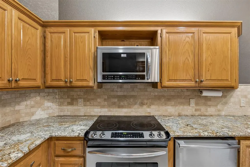 Photo 10 — 1820 Chelsea Drive, Edmond, OK 73013