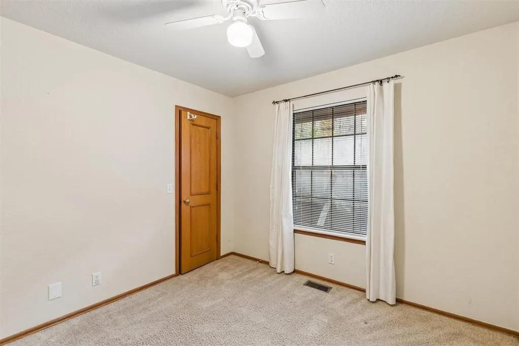 Photo 32 — 1820 Chelsea Drive, Edmond, OK 73013