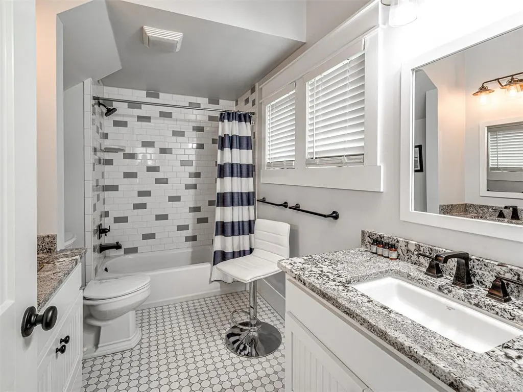 Photo 34 — 76 Lower Greenway, Carlton Landing, OK 74432