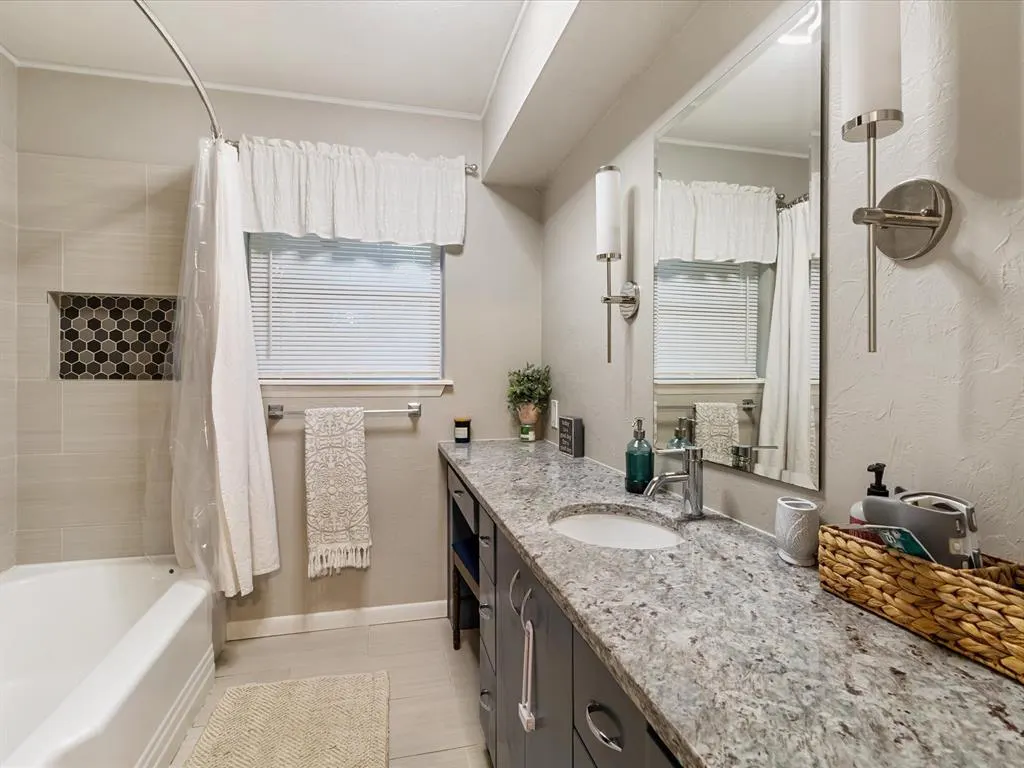 Photo 15 — 3229 NW 68th Street, Oklahoma City, OK 73116