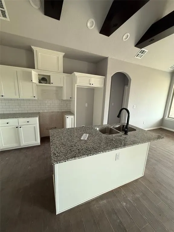 Photo 4 — 2807 Cedar Ridge Street, Seminole, OK 74868