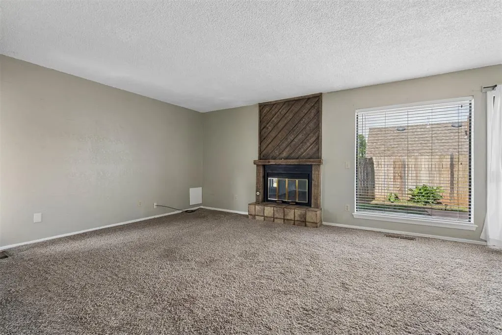 Photo 7 — 3703 Southwind Avenue, Oklahoma City, OK 73179