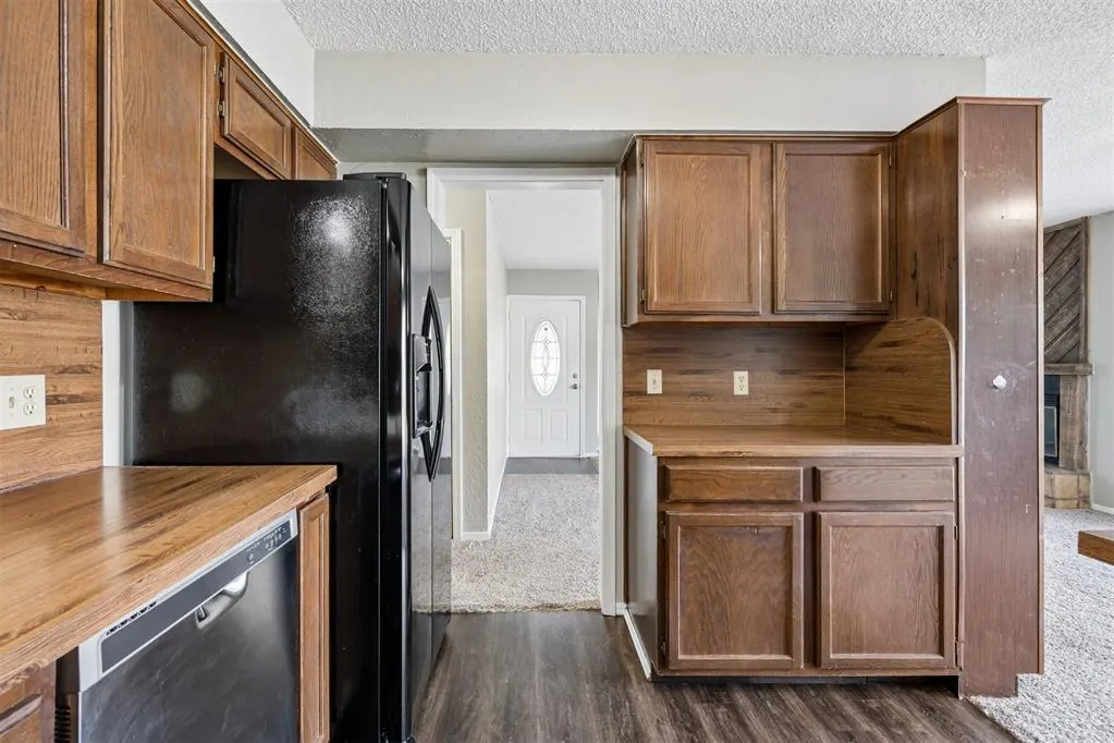 Photo 12 — 3703 Southwind Avenue, Oklahoma City, OK 73179