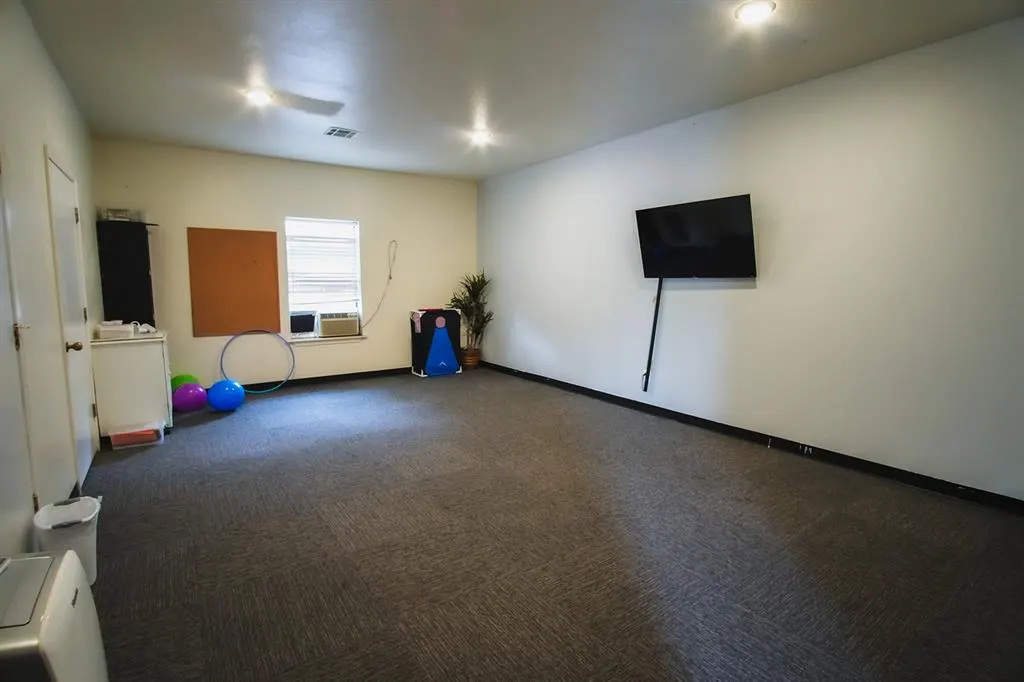 Photo 26 — 2040 W Boyd Street, Norman, OK 73069