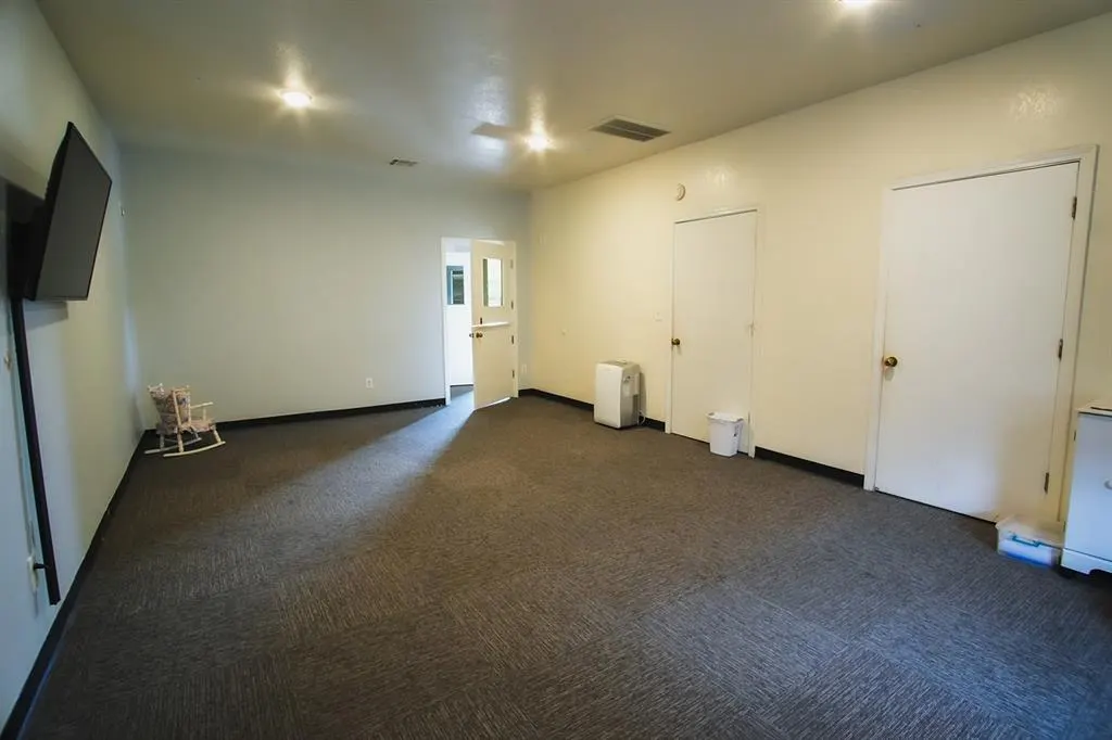 Photo 27 — 2040 W Boyd Street, Norman, OK 73069