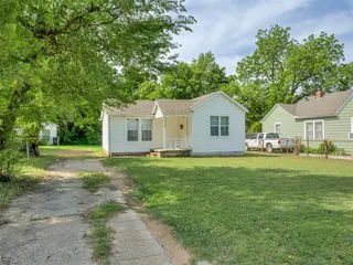 Sold home at 3716 NW Liberty Street