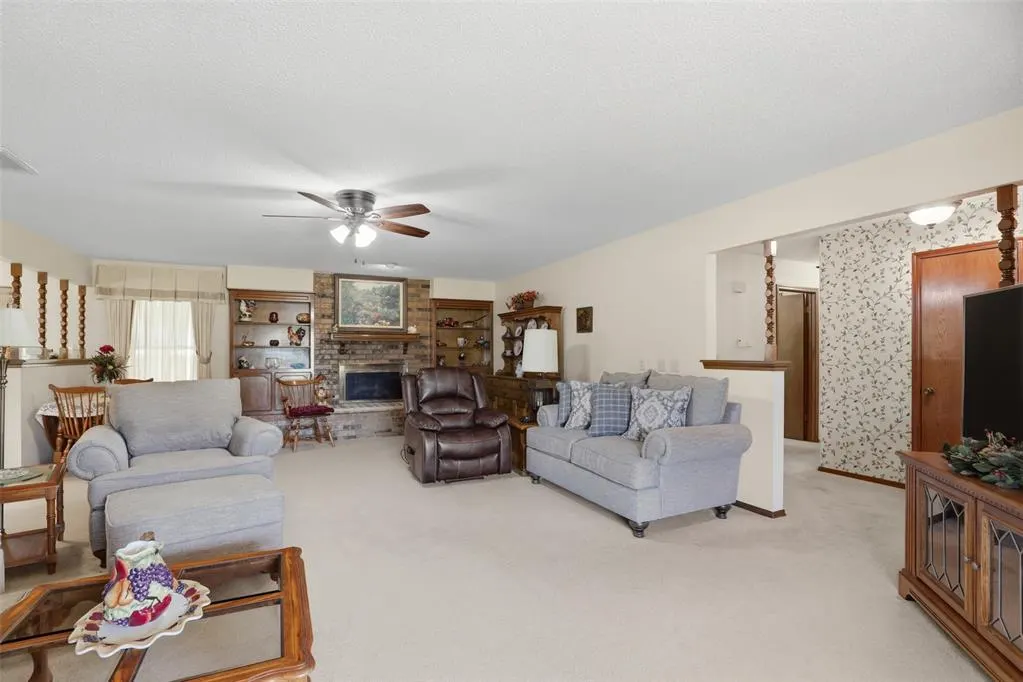 Photo 11 — 916 W Fay Avenue, Kingfisher, OK 73750