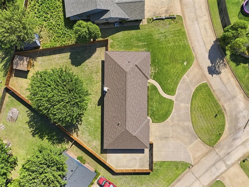 Photo 47 — 916 W Fay Avenue, Kingfisher, OK 73750