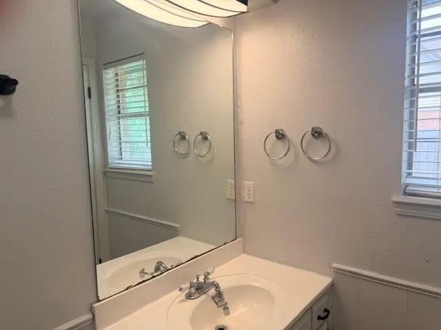 Photo 25 — 532 Holly Hill Road, Edmond, OK 73003