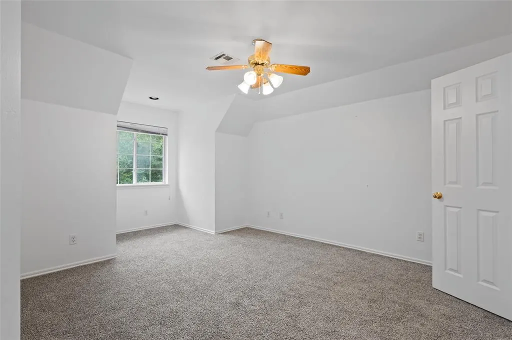 Photo 20 — 205 Berkshire Drive, Edmond, OK 73034