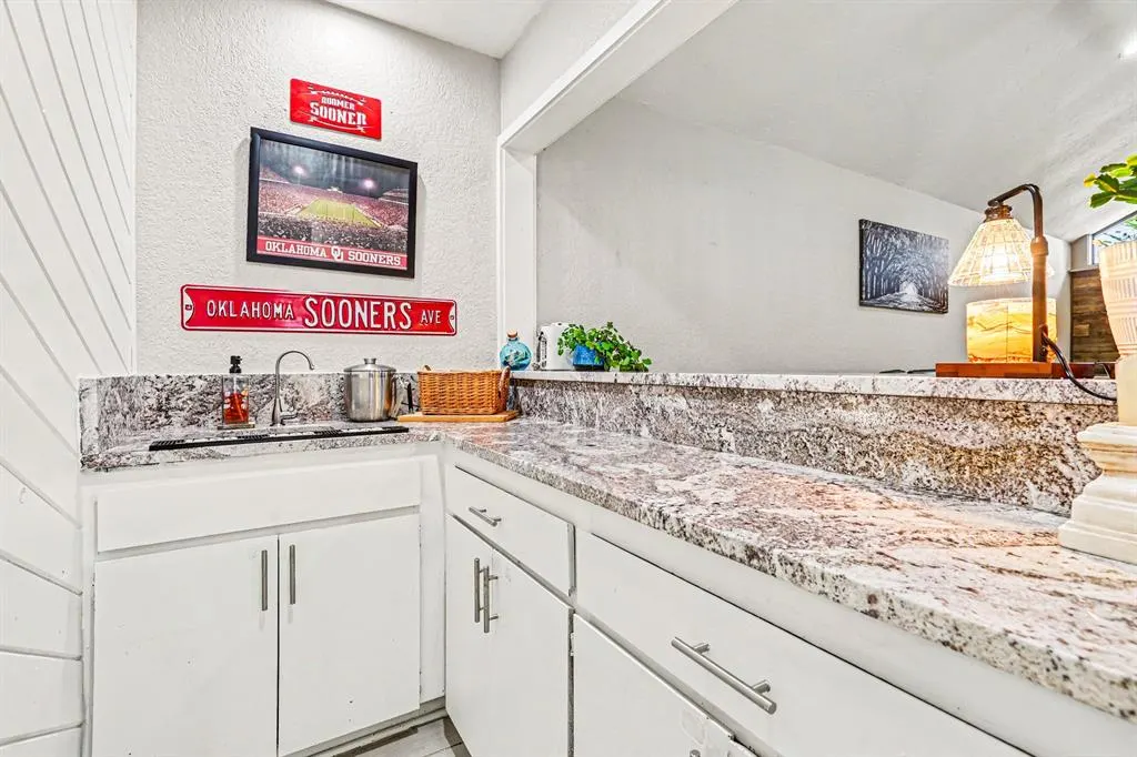 Photo 10 — 2508 Valley Brook Drive, Edmond, OK 73034