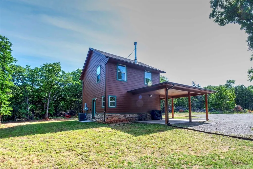 Photo 4 — 790252 S Robinhood Lane, Tryon, OK 74875