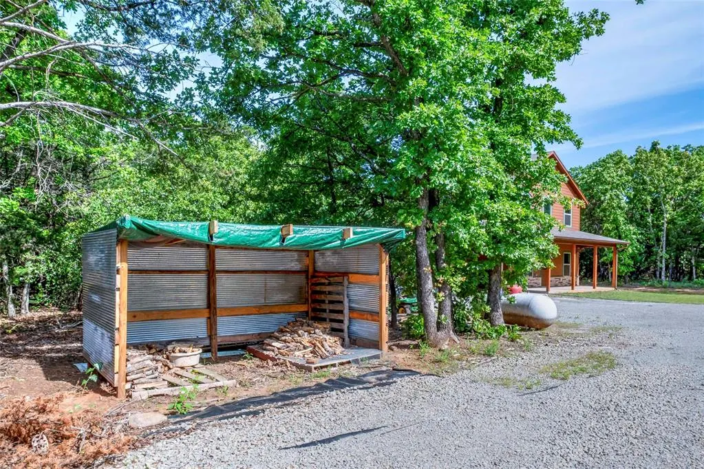 Photo 6 — 790252 S Robinhood Lane, Tryon, OK 74875