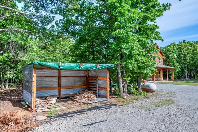 Photo 6 — 790252 S Robinhood Lane, Tryon, OK 74875