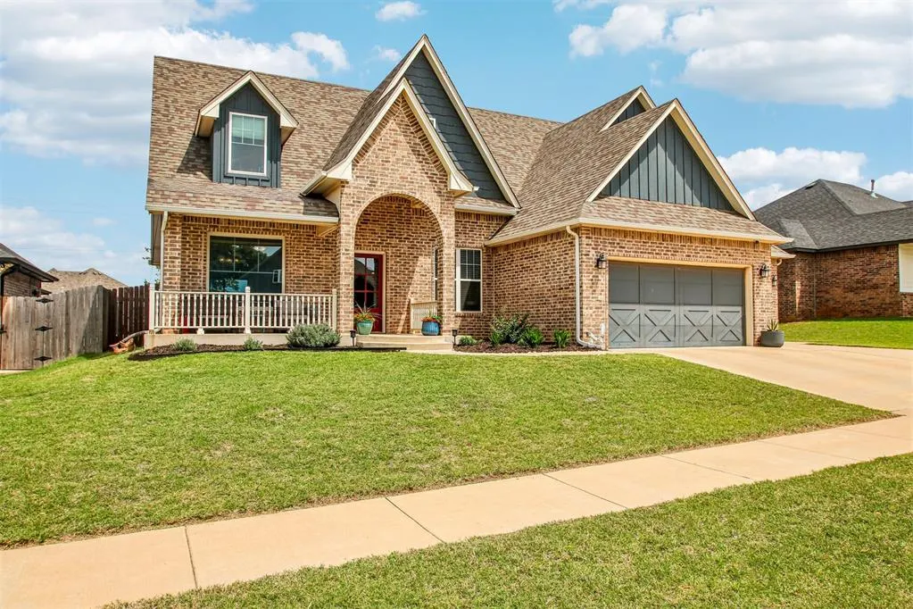Photo 2 — 11721 NW 108th Terrace, Yukon, OK 73099