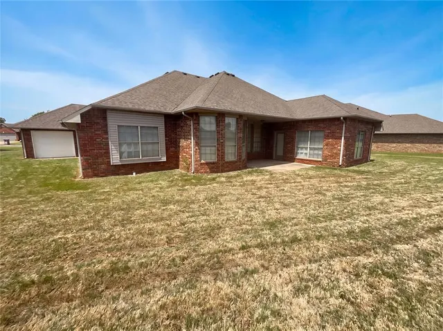 Photo 5 — 13808 S Robinson Avenue, Oklahoma City, OK 73170