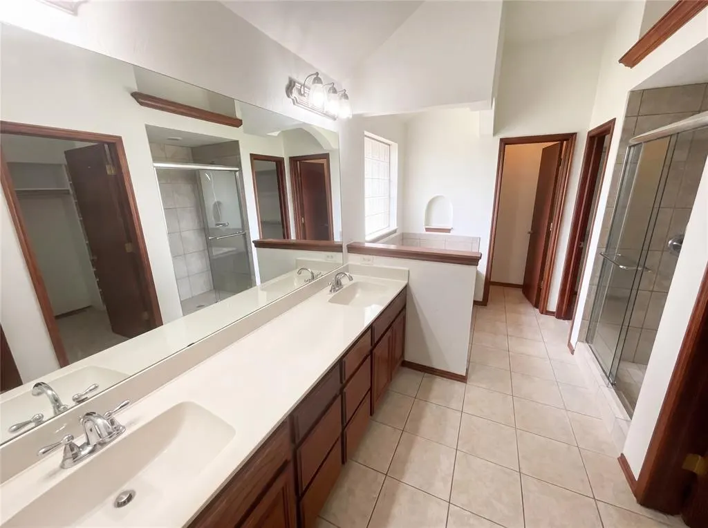 Photo 6 — 13808 S Robinson Avenue, Oklahoma City, OK 73170