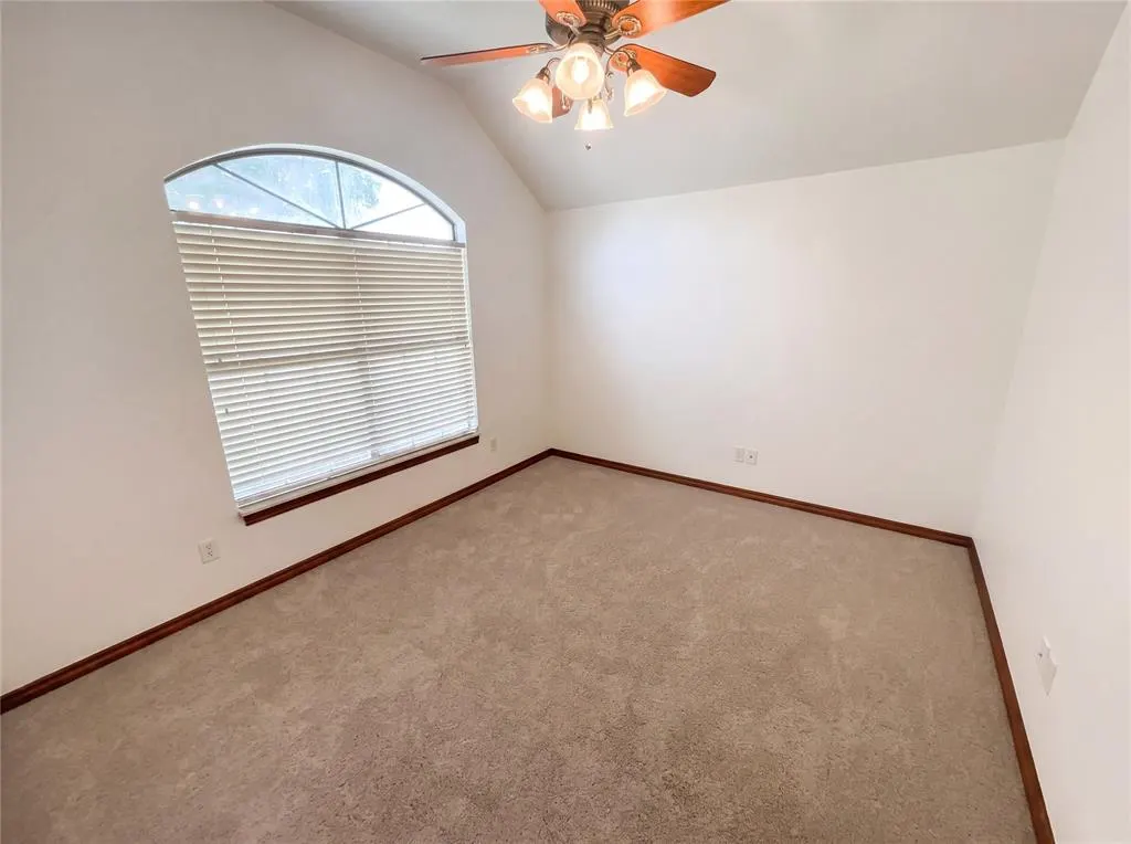 Photo 16 — 13808 S Robinson Avenue, Oklahoma City, OK 73170