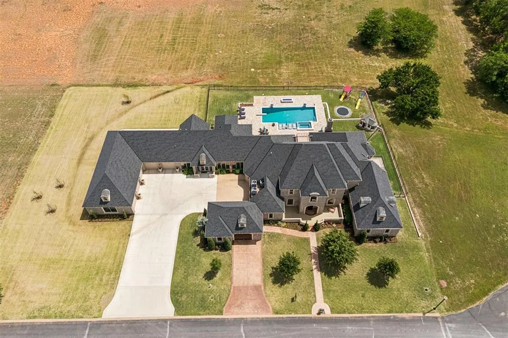 Photo 46 — 4446 Blackthorn Drive, Edmond, OK 73012