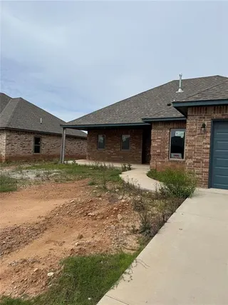Sold home at 2805 Cedar Ridge Street