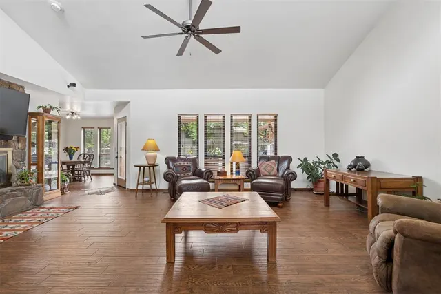 Photo 5 — 1704 Seminole Drive, Edmond, OK 73013