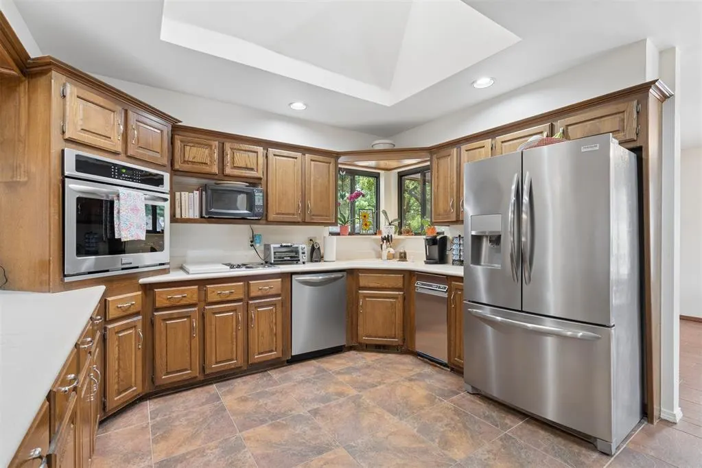 Photo 13 — 1704 Seminole Drive, Edmond, OK 73013