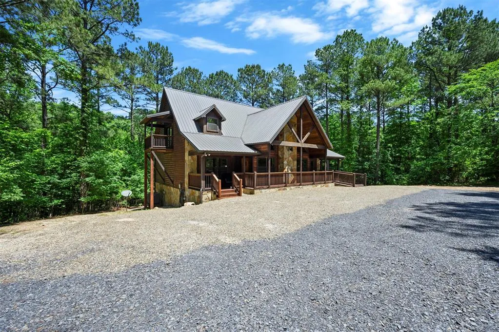 Photo 3 — 87 GINSENG Circle, Broken Bow, OK 74728