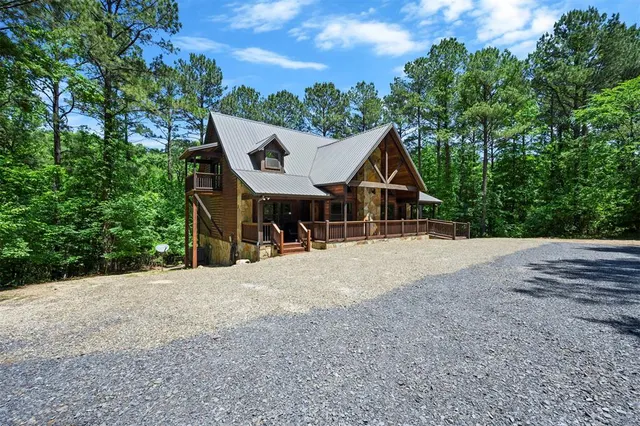 Photo 3 — 87 GINSENG Circle, Broken Bow, OK 74728