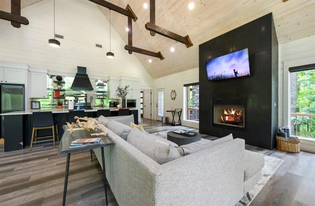 Photo 10 — 422 EAGLE MOUNTAIN Trail, Broken Bow, OK 74728