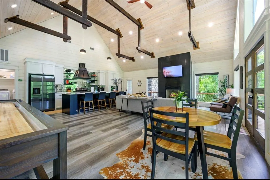 Photo 13 — 422 EAGLE MOUNTAIN Trail, Broken Bow, OK 74728