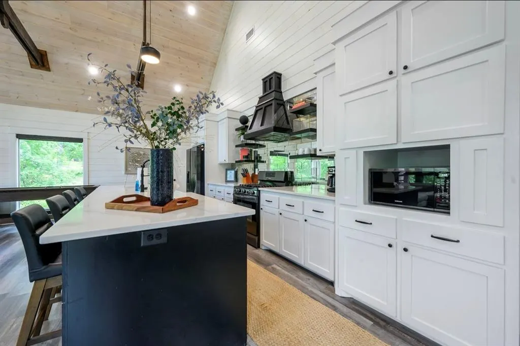 Photo 16 — 422 EAGLE MOUNTAIN Trail, Broken Bow, OK 74728