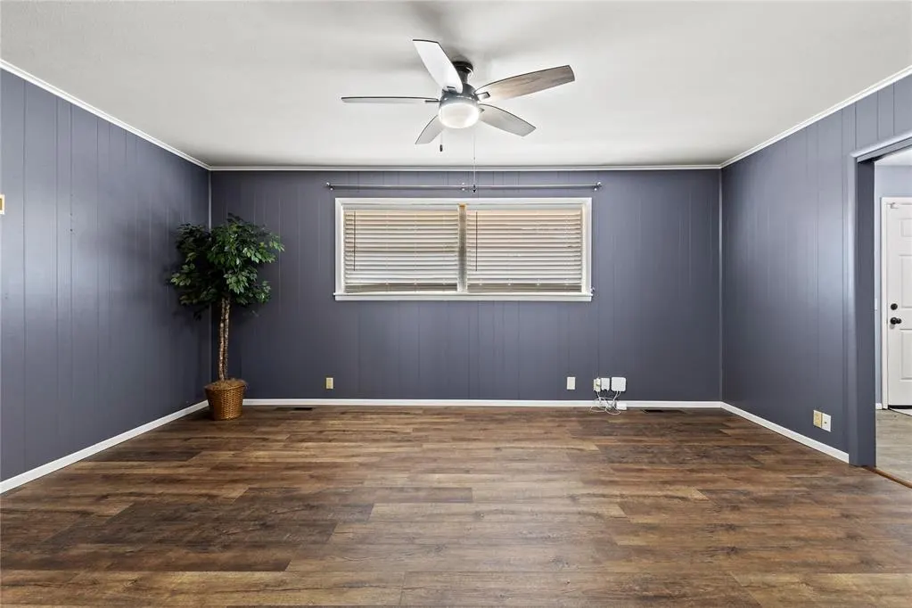 Photo 8 — 323 N Bryan Street, Weatherford, OK 73096