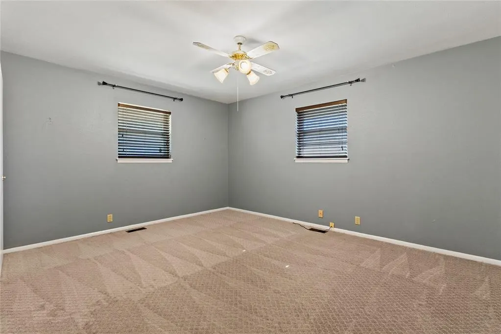 Photo 25 — 323 N Bryan Street, Weatherford, OK 73096