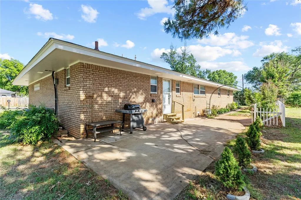 Photo 38 — 323 N Bryan Street, Weatherford, OK 73096