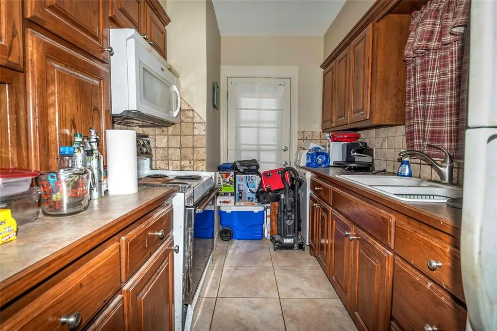 Photo 10 — 21501 E 8th Street, Chandler, OK 74834