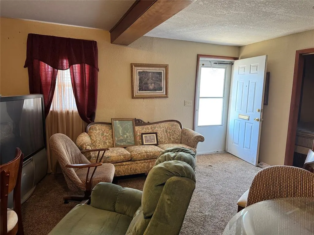 Photo 13 — 21501 E 8th Street, Chandler, OK 74834