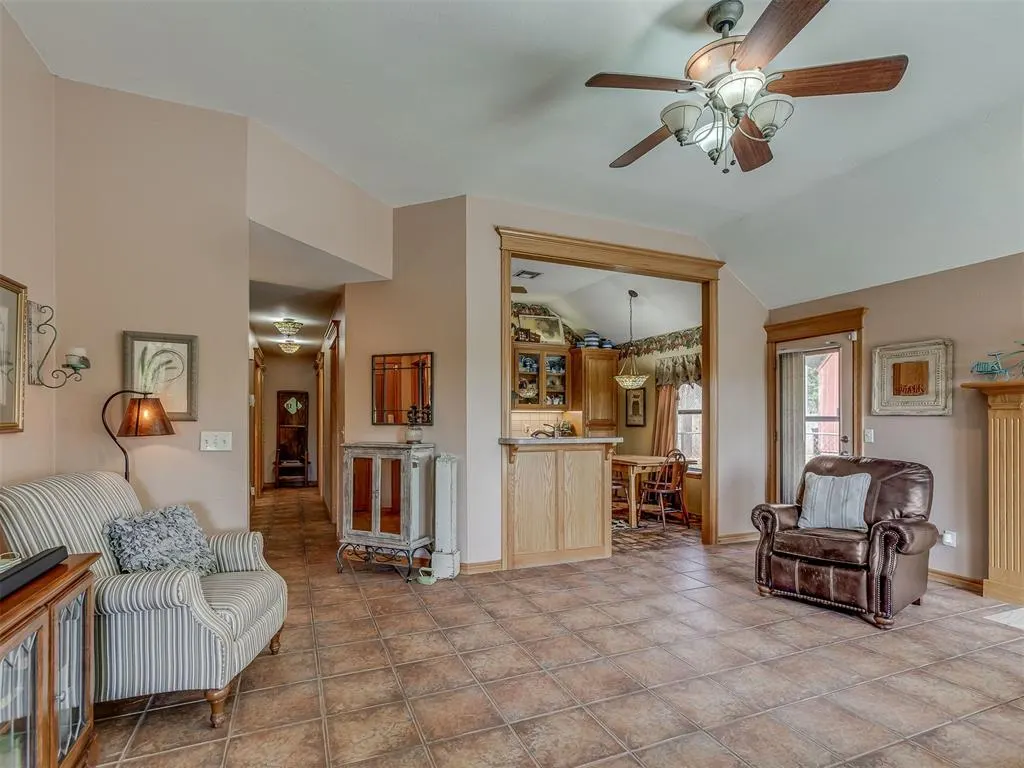 Photo 12 — 1420 Canyon Lake Road, Calumet, OK 73014