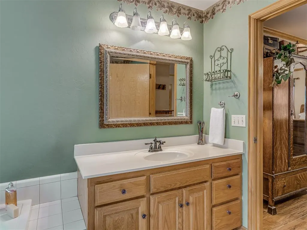 Photo 24 — 1420 Canyon Lake Road, Calumet, OK 73014