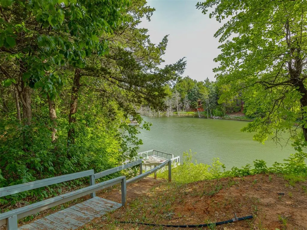 Photo 2 — 1420 Canyon Lake Road, Calumet, OK 73014