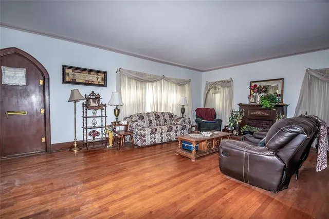 Photo 4 — 813 Steele Avenue, Chandler, OK 74834
